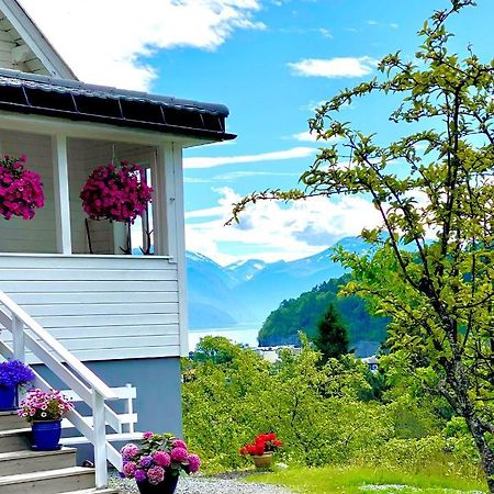 Fjord View Apartment Stranda  Bagian luar foto