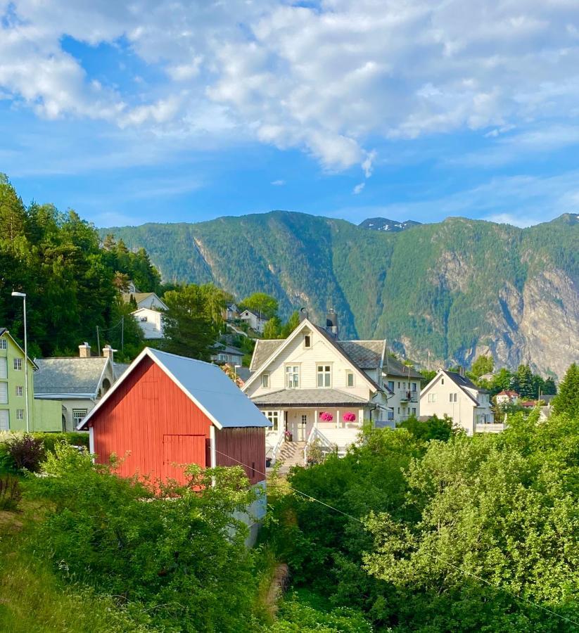 Fjord View Apartment Stranda  Bagian luar foto